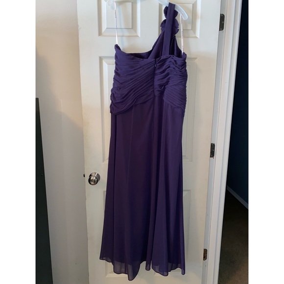 David’s Bridal Lapis Chiffon Bridesmaid Dress - Plus Size 18 / 18W F14010 - Picture 4 of 8
